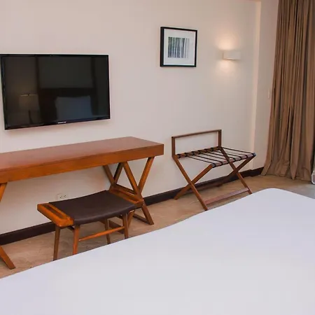 Wyndham Tamarindo-2