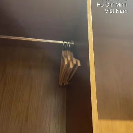 Anna Lim Hotel 7-3