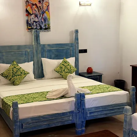 Bedazzle Waves Hotel Wadduwa-3