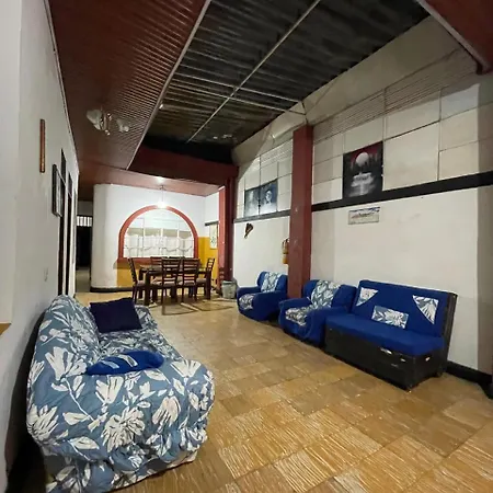 Hostal De La Salsa-3