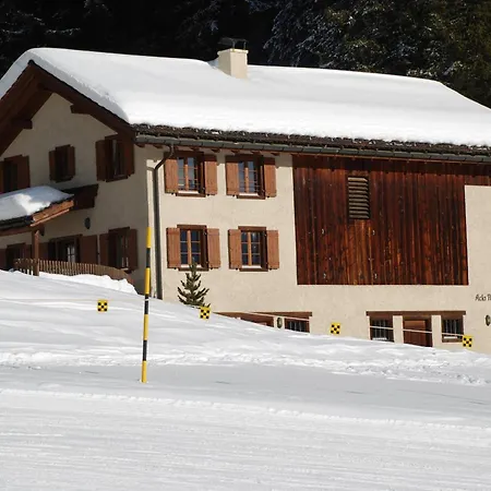 Charming Ski-In Ski-Out Mountain Hut-3