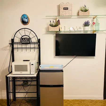 Private Room And Bath For 2-3