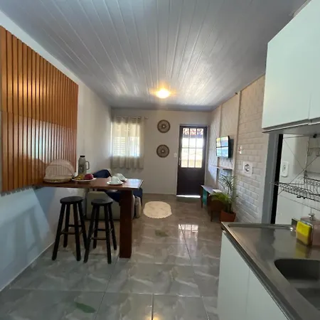 Casa Aconchegante Proxima A Guarda Do Embau-2