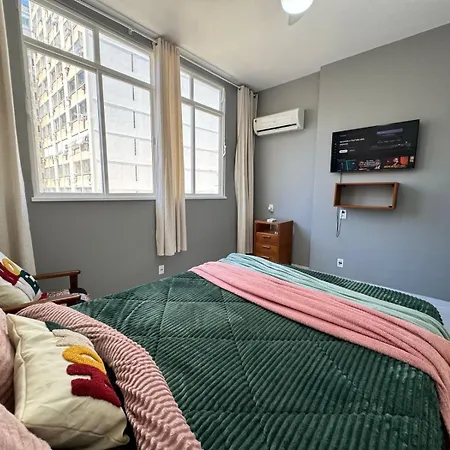 Na Quadra Da Praia Com 2 Suites - Nsc1141-906-3