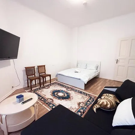 1Room Flat with Kitchen Near Neukölln&Kreuzberg-3