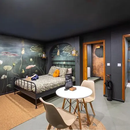 Ultra Deluxe Studio, Free Parking, Under Sea Experience-2