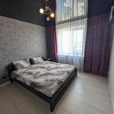 2 Кімнатна Квартира В Центрі Міста-2
