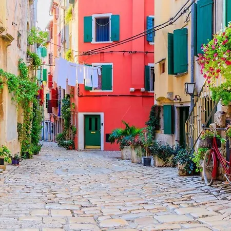 Apartment Lea - Rovinj By Villas Guide-2