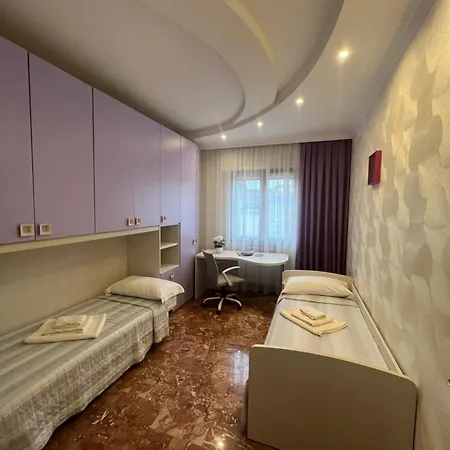 Stefany House-2