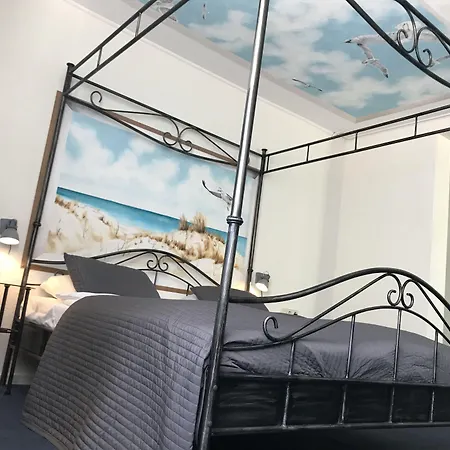 Fletcher Strandhotel Renesse-3