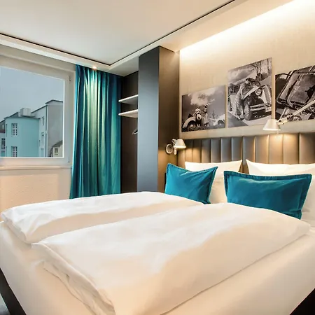 Motel One Frankfurt-East Side-3