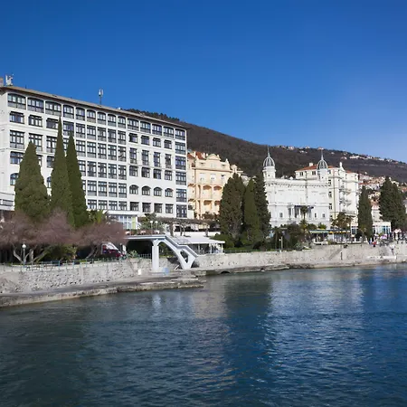 Hotel Kristal - By Liburnia Hotels & Villas-3