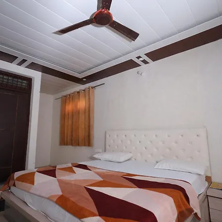 Hotel Nk Guesthouse-2