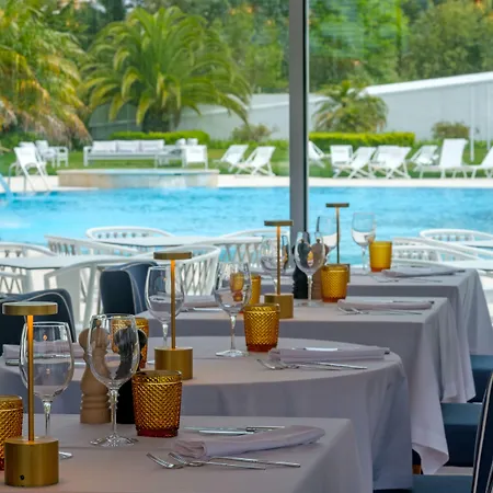 Malibu Foz Hotel - La Maison Younan-3