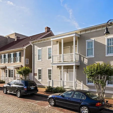 Residence Inn Savannah Downtown Historic District-2