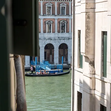 Locanda Leon Bianco On The Grand Canal-2
