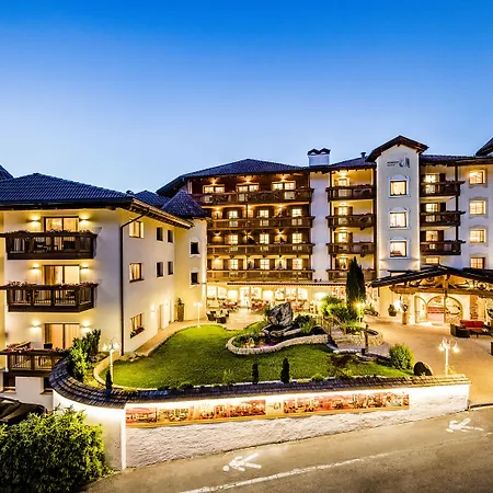 Almhof Hotel Call-2