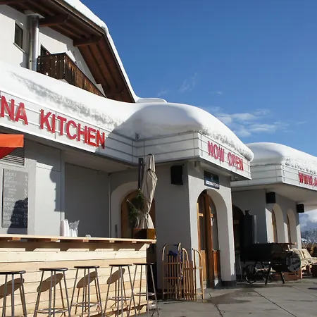 Arena Guesthouse-2