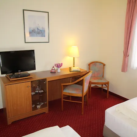 Hotel Weisser Schwan-2