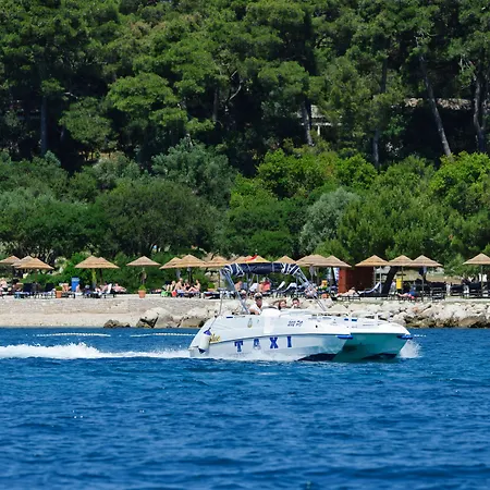 Valamar Riviera Hotel & Residence (Adults Only)-3