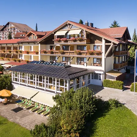Parkhotel Tannenhof-2