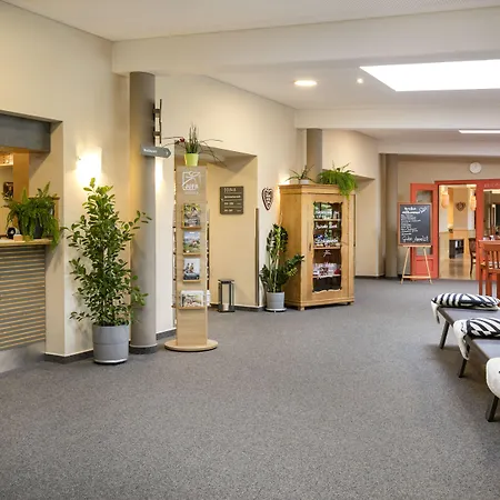 JUFA Hotel am Sigmundsberg-2