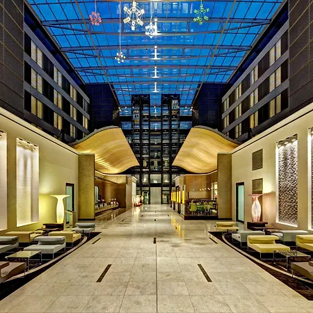 Hilton Frankfurt Airport-3