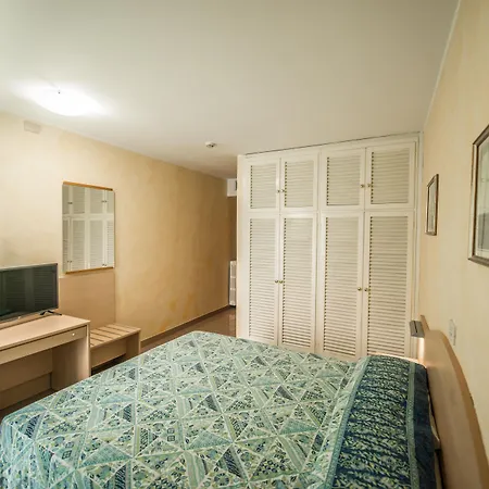 Hotel Johnson-2