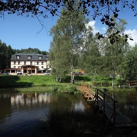 Hotel Ostrov-2