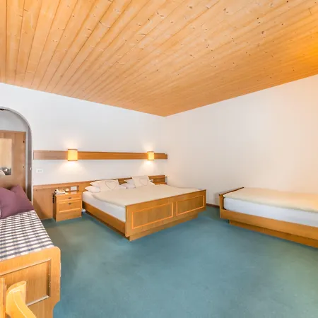 Hotel Pontives-2