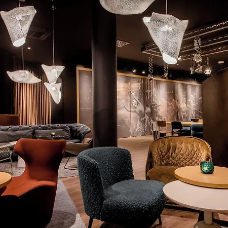 Motel One Stuttgart-Mitte-2
