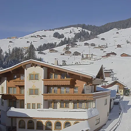 Aparthotel Dorfplatzl Garni Apartments & B&B-2