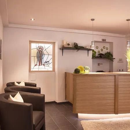 Lapis Monti Apartments & Suites-3