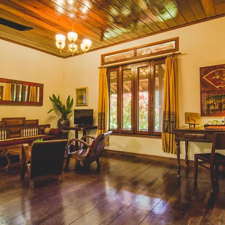 Terres Rouges Lodge-2