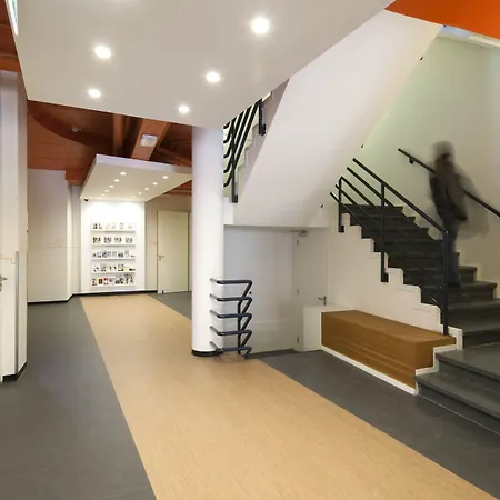 Easyhotel The Hague City Centre-2