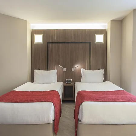 Ramada Encore By Wyndham Izmir-3