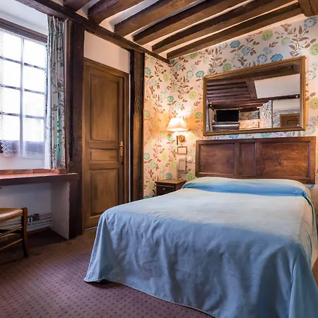 Hotel Du Lys-3