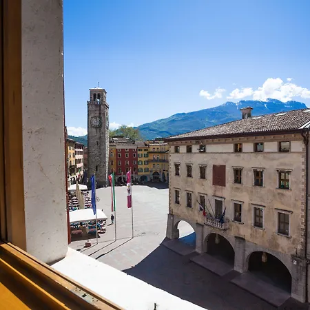 Hotel Portici - Romantik&Wellness-3