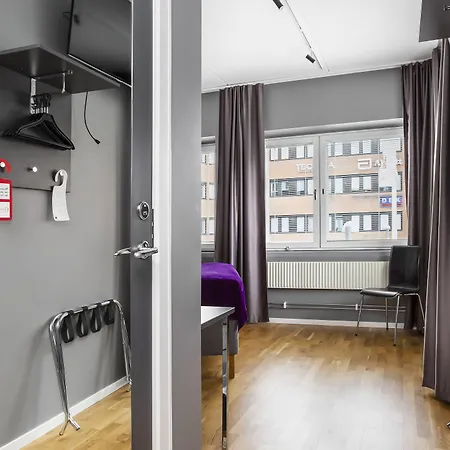 Connect Hotel Kista-2