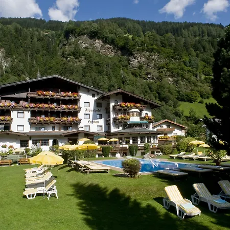 Alpenhotel Fernau-3