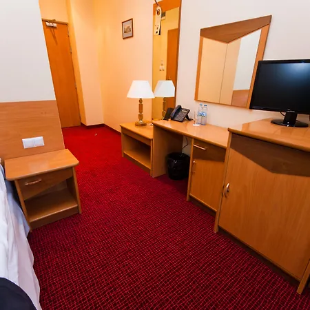 Hotel Malinowski Business-3