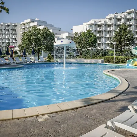 Hotel Sandy Beach-3