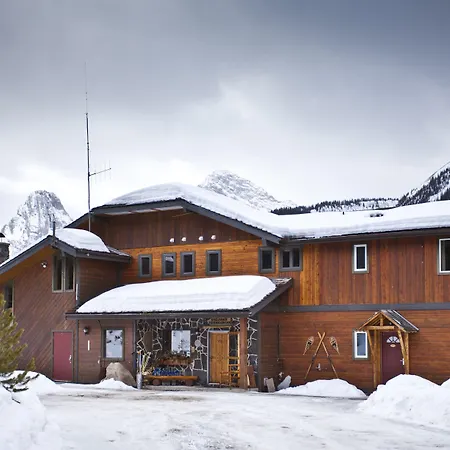 Mount Engadine Lodge-2