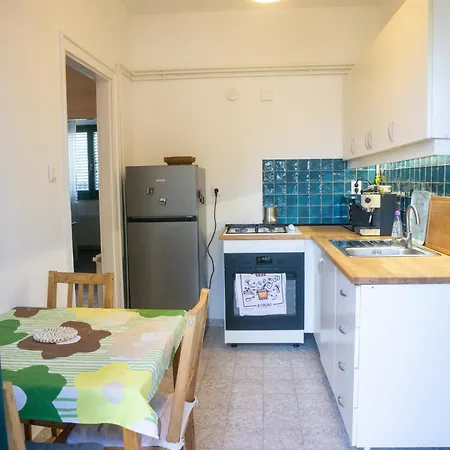 Bolgarkert Family House-3