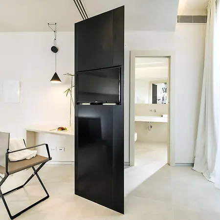 Duomo Suites & Spa-3