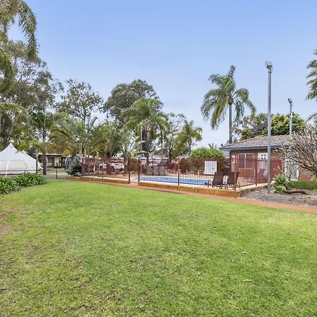 Central Caravan Park-2