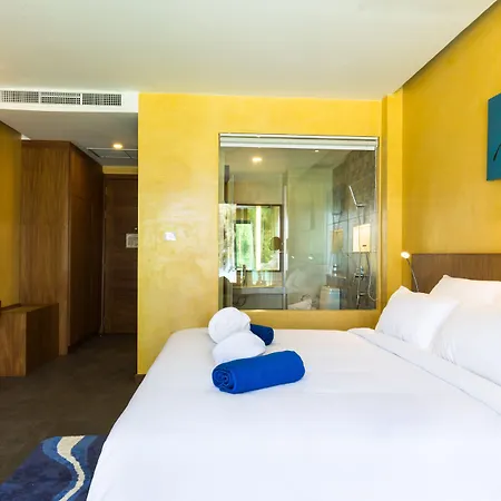 Coriacea Beachfront Boutique Phuket Resort-3