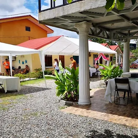 Hospedaje La Galerie-2