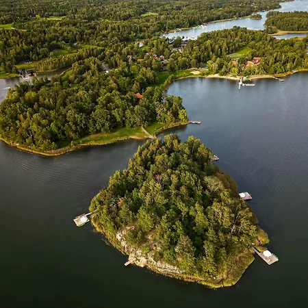 Marholmen Stugby-2