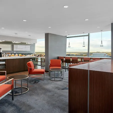 Calgary Airport Marriott In-Terminal Hotel-2